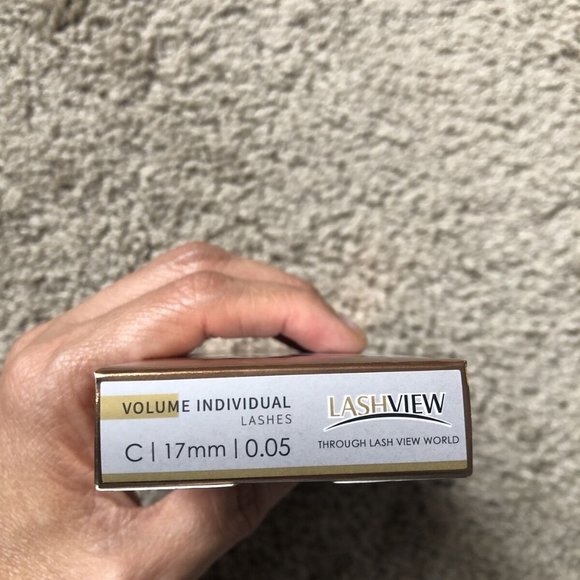 LASHVIEW Faux Mink Eyelash Extensions Professional Salon Use C/ 17mm 0.05 - Picture 3 of 6